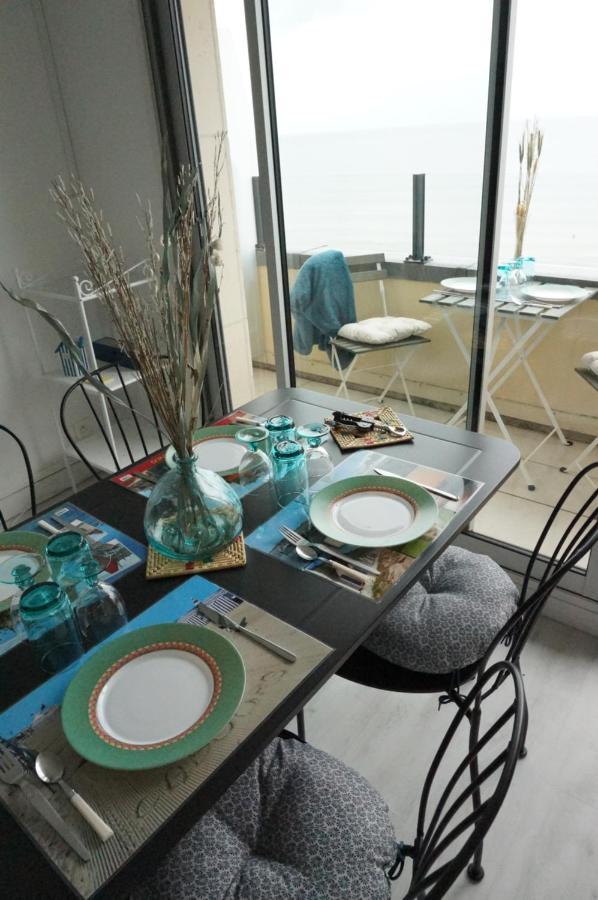 Belle Vie Vue Dominante Mer Et Plage - Appartement 2 A 4 Personnes カブール エクステリア 写真